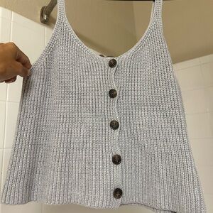 Women’s tank. Button up